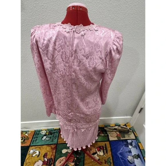 Vintage After Dark‎ Pink Floral Lace Bow Pleated Midi Dress Women's - Picture 2 of 8